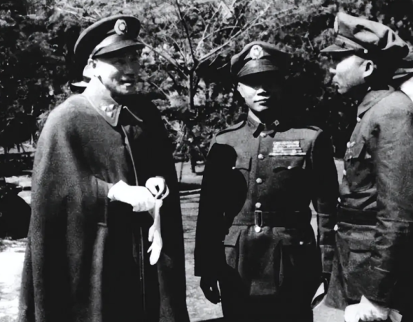 天盈配资 400万输给120万？蒋介石一共有三次翻盘机会，可惜都被他错过了